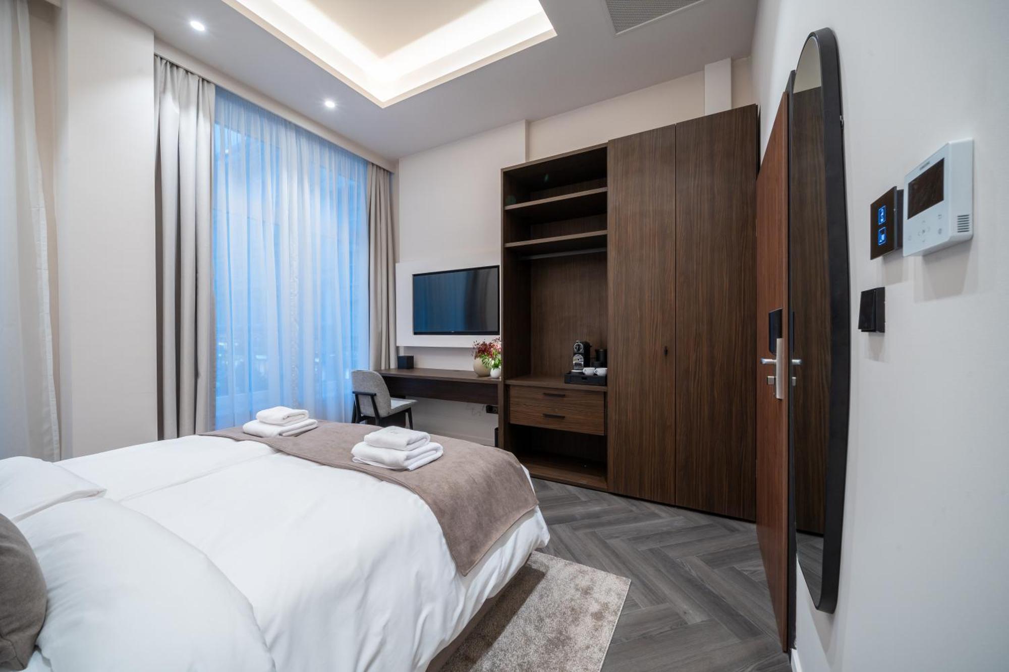 Damas Suites Budapest Esterno foto